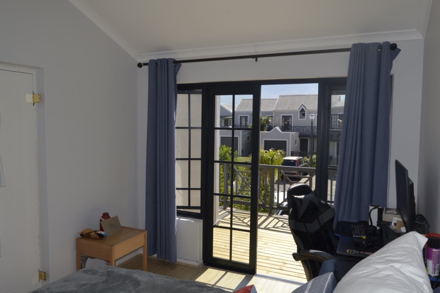 3 Bedroom Property for Sale in Heritage Park Western Cape